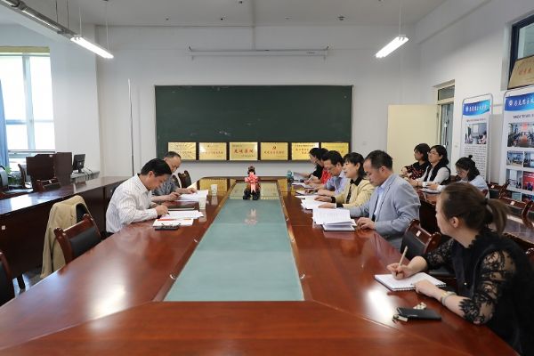 校党委副书记黄荟铭到我院调研